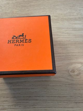 Pulseira Hermès Mini Clic Kelly Dourada e Branca
