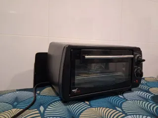 Mini forno elettrico nero