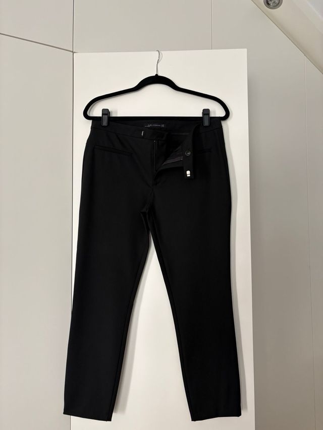 Pantalón negro Zara mujer