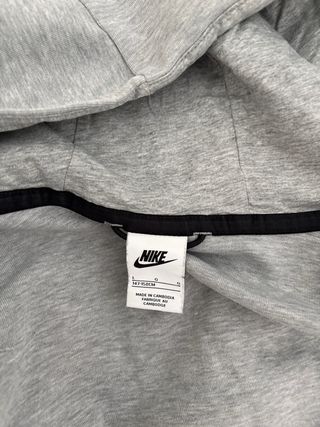 Conjunto Chándal Nike Tech Gris