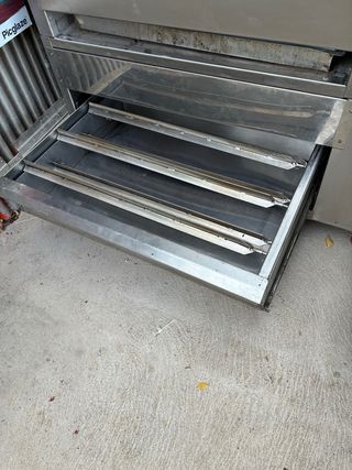 Asador de pollos carbón y eléctrico