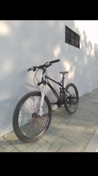 Bicicleta de Montaña Doble Suspensión