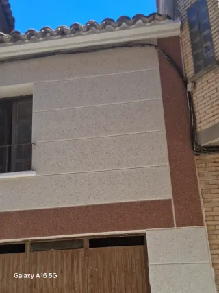 Reforma fachada y tejados