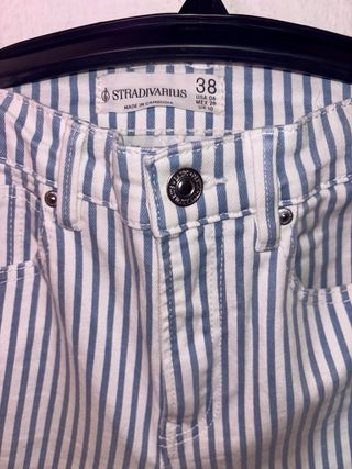 Pantalones pitillo Stradivarius rayas