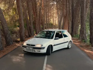 Citroen Saxo 1.6 VTS 90CV