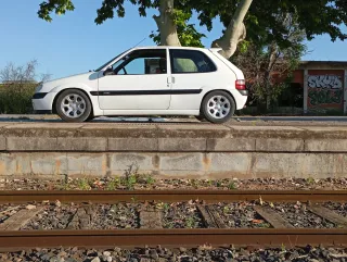 Citroen Saxo 1.6 VTS 90CV
