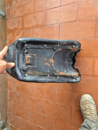 Asiento Montesa H6