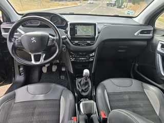 Peugeot 2008 2015