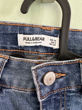 Pantalón campana vaquero. Talla 34