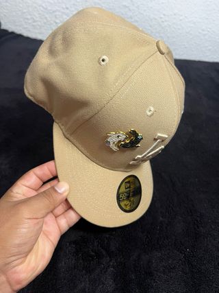 Gorra New Era 59Fifty Talla 7 3/8 + Pin
