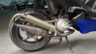 Yamaha Aerox 50 (2017) trucada + motor de serie