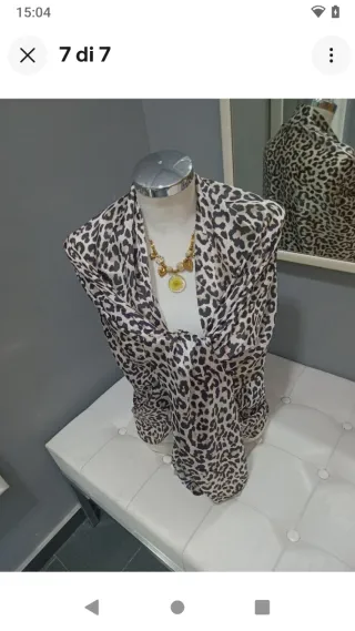 Sciarpa foulard in seta maculato nero e beige