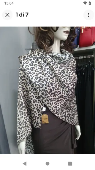 Sciarpa foulard in seta maculato nero e beige