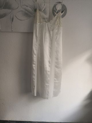 Camisón largo Carla Rizzi nailon  y raso no envio