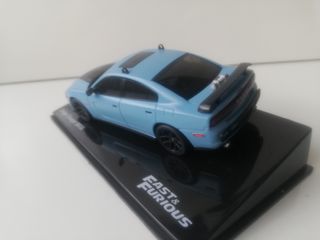 Dodge Charger SRT-8 1:43 a todo gas