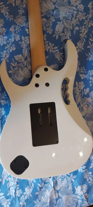 Guitarra Eléctrica Ibanez Jem Jr.