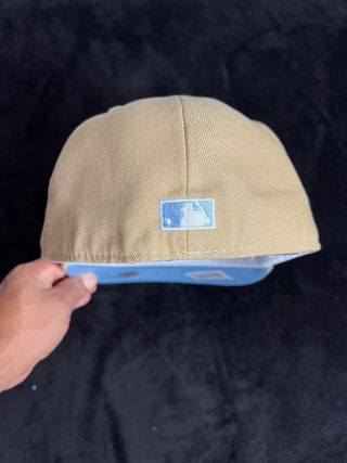 Gorra New Era 59Fifty Talla 7 1/4 Beige/Azul