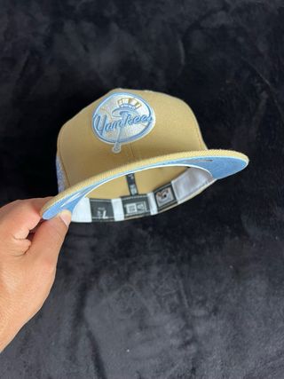 Gorra New Era 59Fifty Talla 7 1/4 Beige/Azul