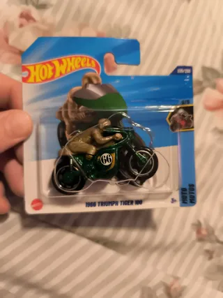 Hot Wheels 1966 Triumph Tiger 100