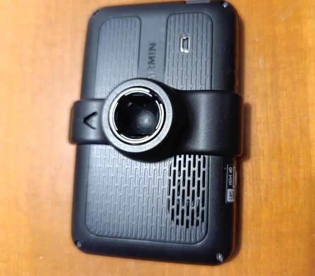 Navigatore Garmin nüvi 40