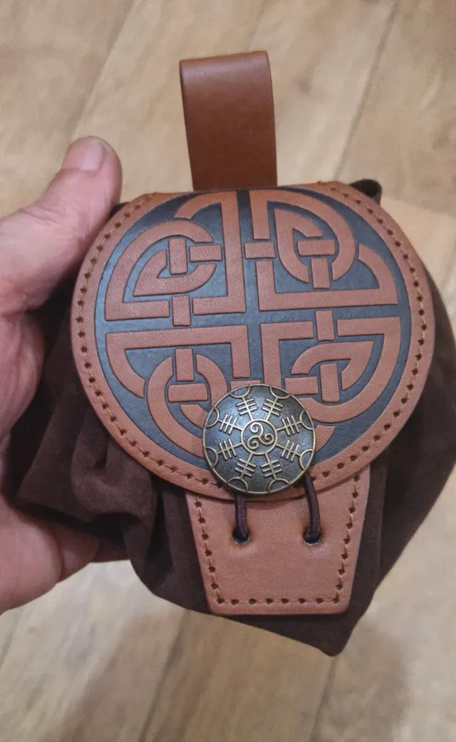 Monedero Medieval  Grabado