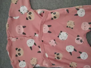 Pijama bebé estampado animales rosa talla 9 meses 