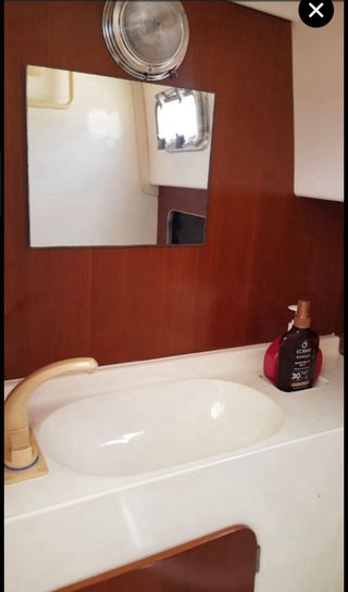 Rodman 700 135cv bien conservada
amarre incluido