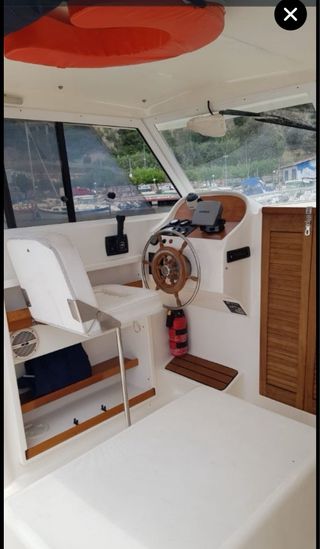 Rodman 700 135cv bien conservada
amarre incluido