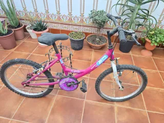 Bicicleta infantil rosa