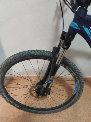 Bicicleta de Montaña Kross Azul