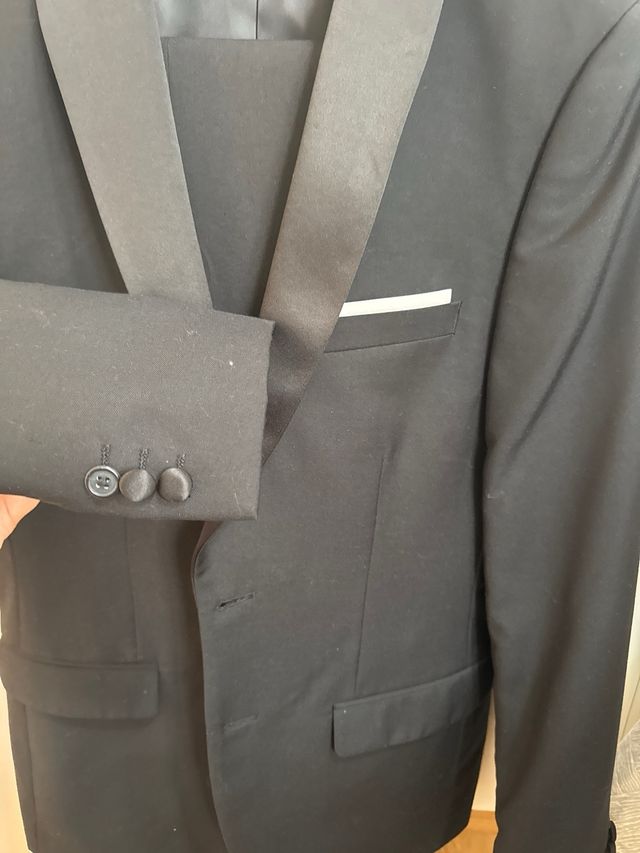 Traje negro Talla M-38 pantalón Slim