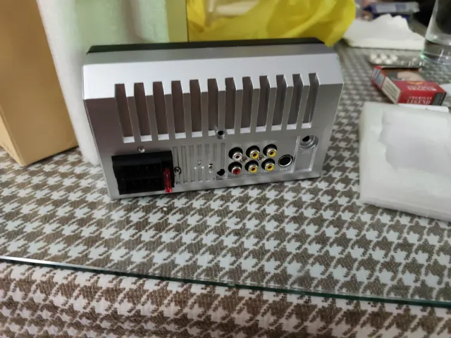 Radio Coche GPS 7018B