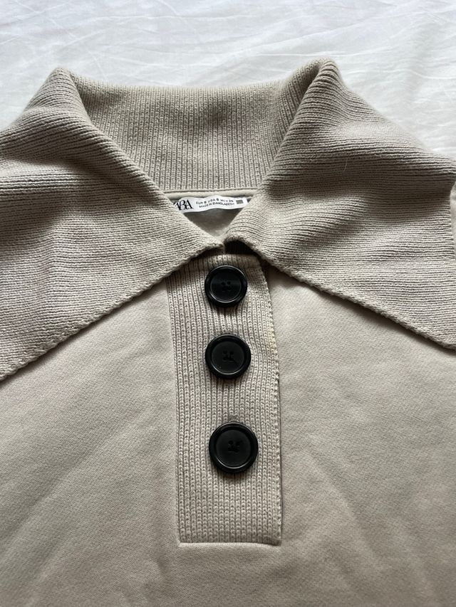 Sudadera Zara cuello
