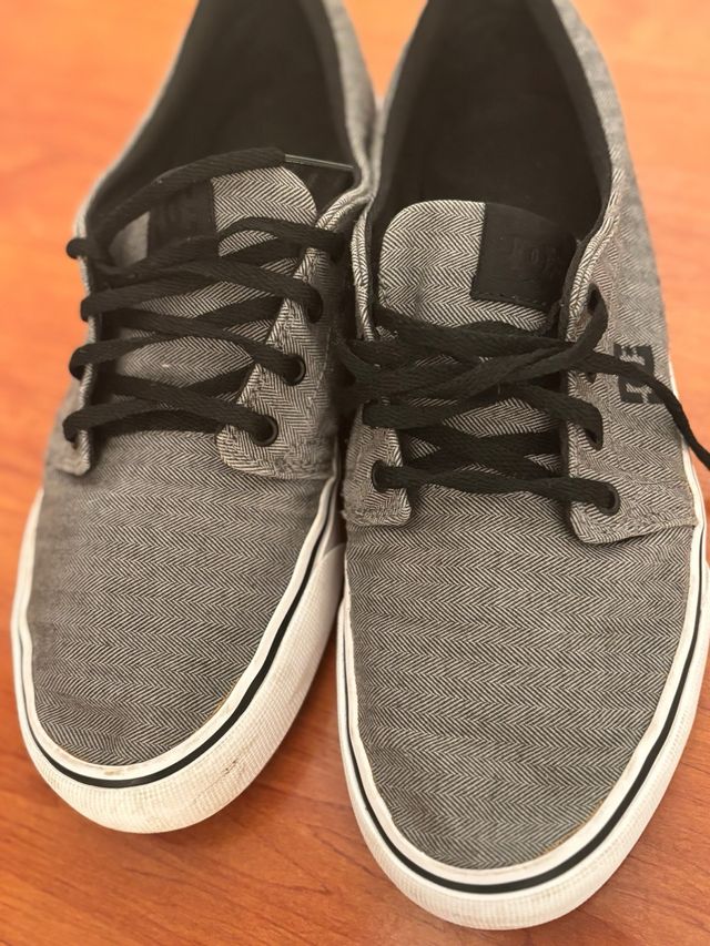 Zapatilla DC Shoes Trace TX Gris