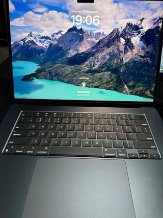 MacBook Air 15 M2 16GB RAM