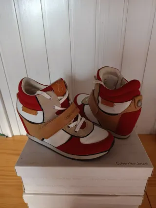 Zapatillas cuña Calvin Klein Talla 40