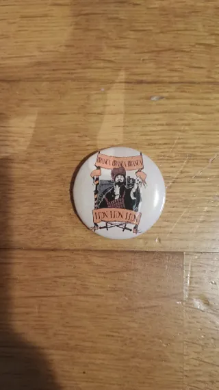 Spilla pin armata Brancaleone film 32mm