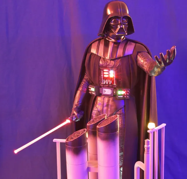 Star Wars - Darth Vader Tamaño Real con Luz
