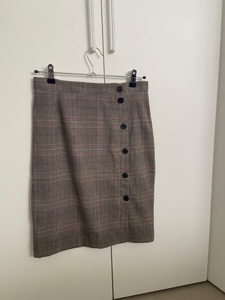 Falda H&M cuadros botones
