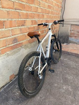 Bicicleta Agece Dark