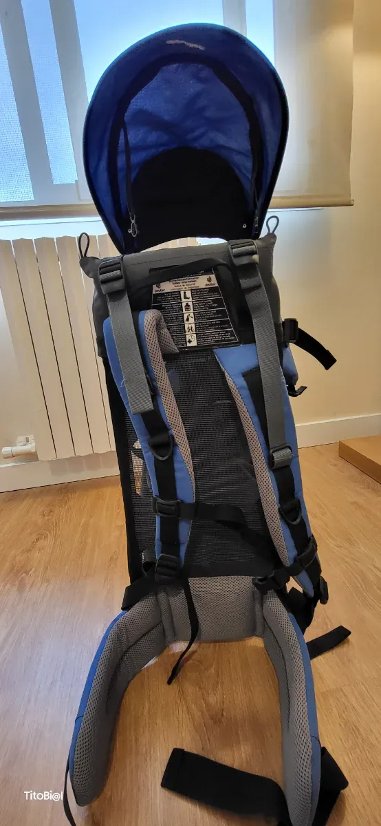 Mochila sillita Portabebés Azul "deuter"