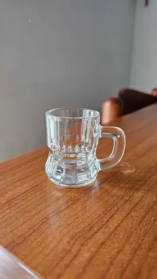 Bicchiere shot piccolo in vetro