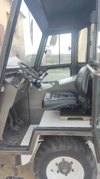 Barredora de viales Piquersa