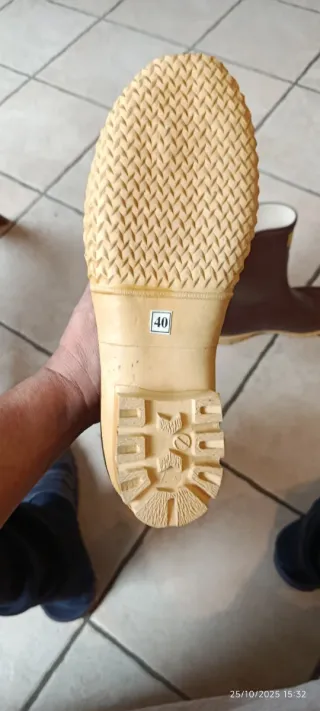 Stivali Gomma Tronchetto Marrone Tg 40 Arizona