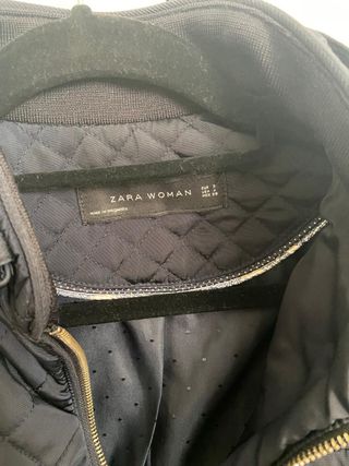 Chaqueta acolchada Zara azul marino