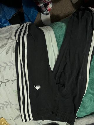 Pantalones vaqueros chandal y leggins