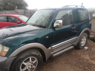 Mitsubishi Montero 2002