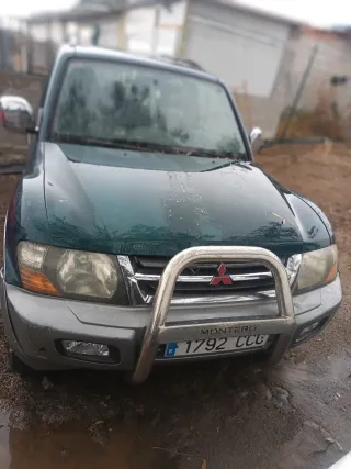 Mitsubishi Montero 2002