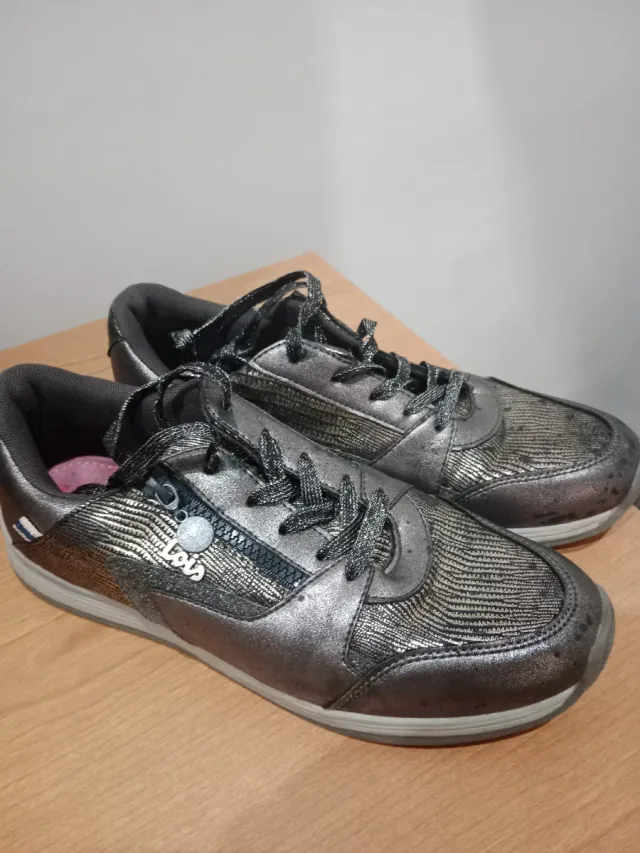 Zapatillas Lois Mujer Doradas y Plateadas
