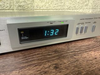 Timer Akai DT-100 Vintage Argento